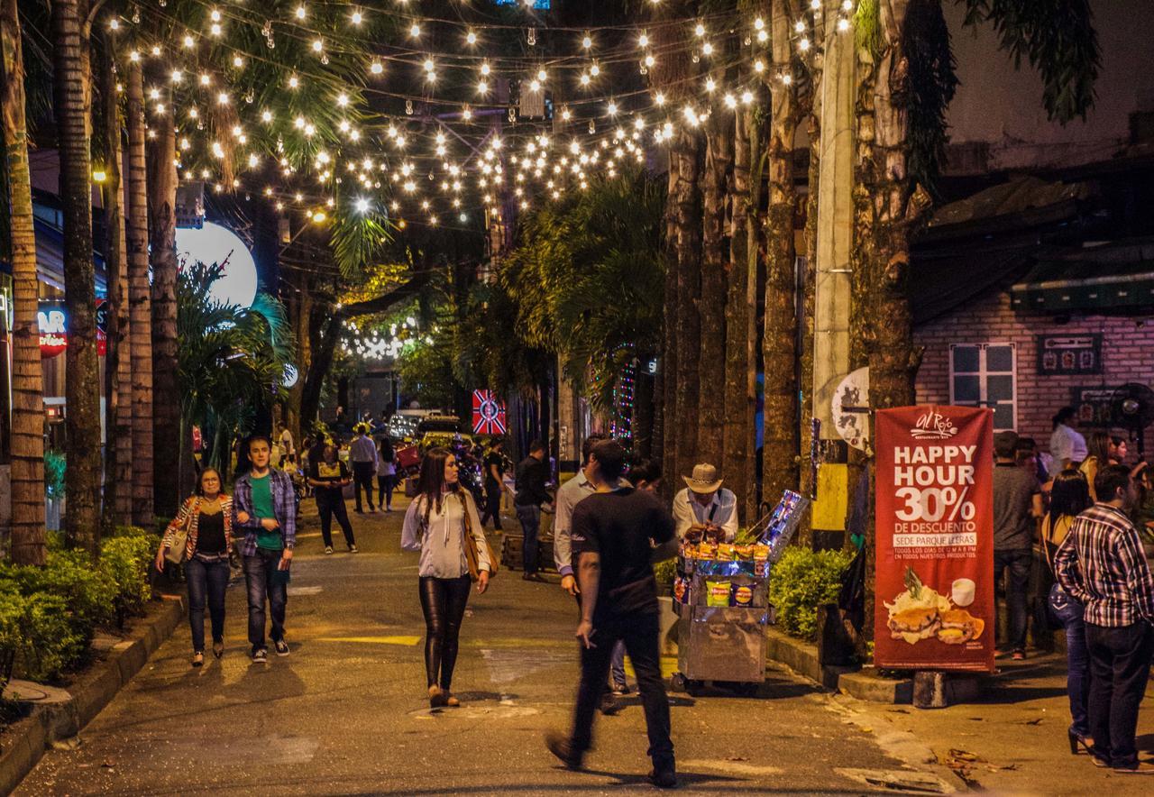 Saman Hostel Medellin Exterior photo